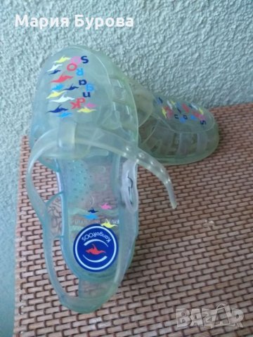 Силиконови сандалки Kangaroos 22 номер, снимка 3 - Детски сандали и чехли - 25605352