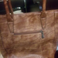 Нова дамска чанта, снимка 3 - Чанти - 25711932
