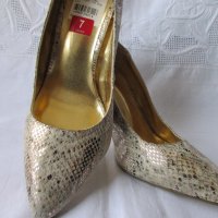 ЗЛАТО  елегантни, ефектни дамски обувки, висок ток, снимка 2 - Дамски обувки на ток - 24917961