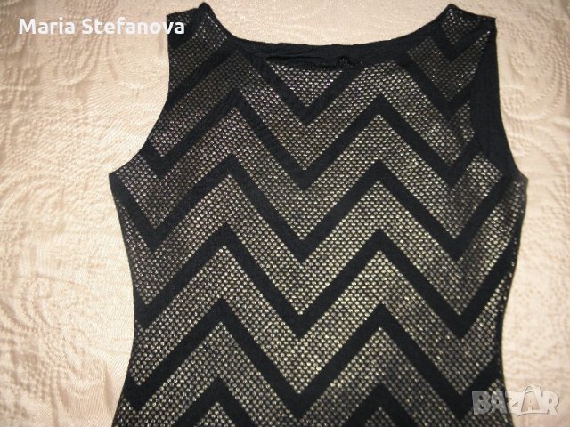 Елегантна черна рокля със златни точки, снимка 2 - Рокли - 22236150