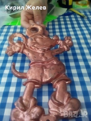 Мики маус меден-1066, снимка 4 - Други ценни предмети - 23591779