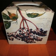 кутия за салфетки и кошничка, снимка 3 - Подаръци за жени - 6181636