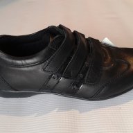 Детски обувки от естествена кожа, черни с лепенки, ортопедични, снимка 1 - Детски маратонки - 9666560