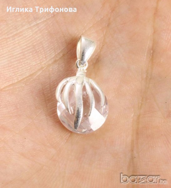 Нежно сребърно колие с планински кристал, снимка 1