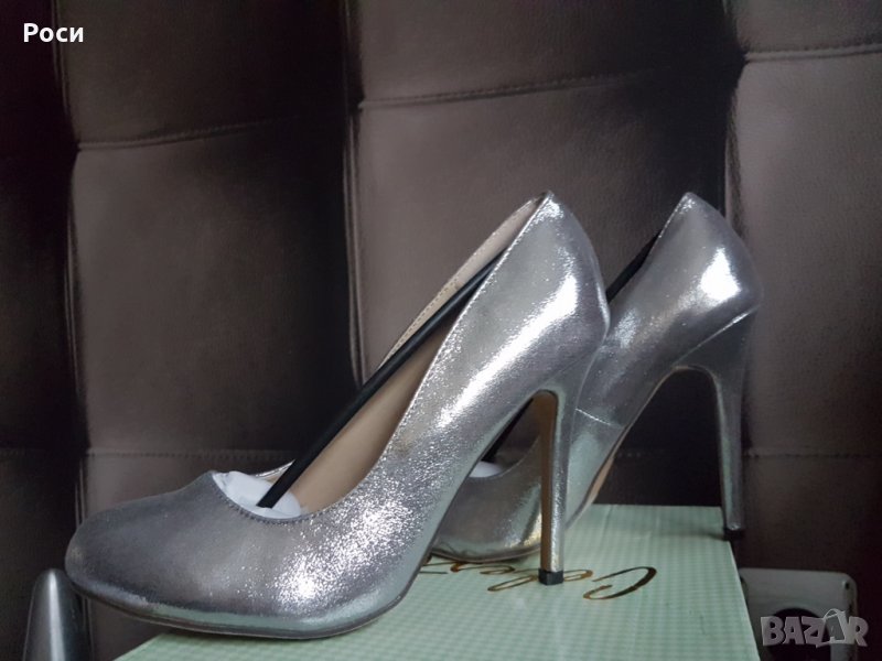 Нови Елегантни искрящи, сребърни обувки на ток - 38 , снимка 1