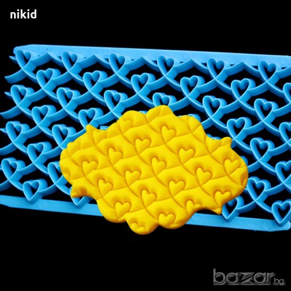  сплетени сърца в мрежа ограда решетка щампа за украса и декор на торти фондан борд, снимка 1
