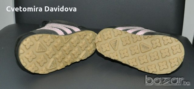 Детски маратонки Adidas , снимка 2 - Детски маратонки - 20382042