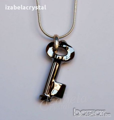 Колие Сваровски "Key"Crystals from SWAROVSKI ®, снимка 2 - Колиета, медальони, синджири - 11383378