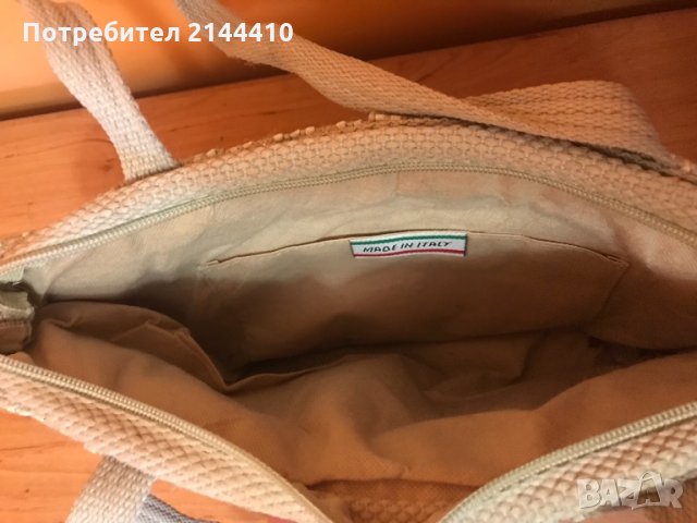 Италианска дамска чанта, снимка 4 - Чанти - 23671659
