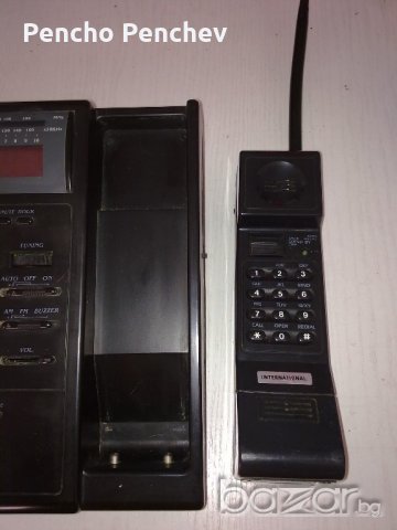 Телефон с радио и две слушалки(стандартна и дистанционна до100метра), снимка 2 - Други - 18185635