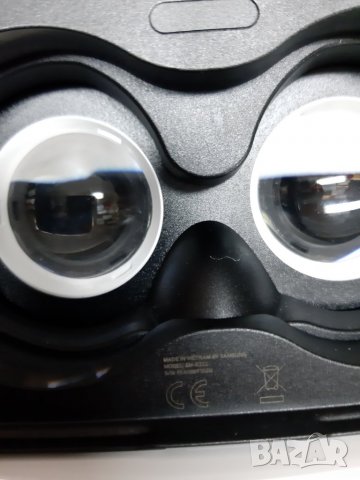 VR очила за смартфон / Очила за виртуална реалност Samsung Gear VR SM-322, снимка 4 - 3D VR очила за смартфон - 26180999