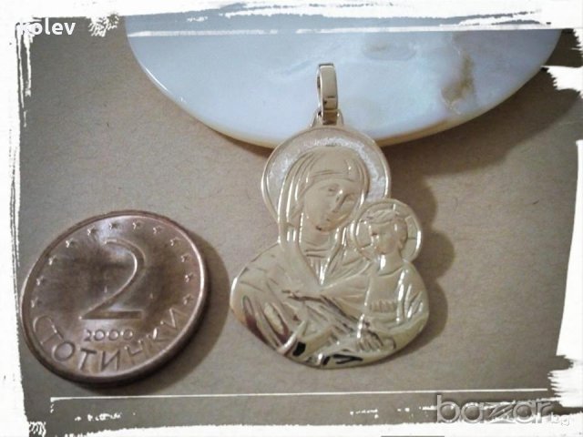 златен медальон Богородица с Младенеца 2.22 грама/14 карата, снимка 2 - Колиета, медальони, синджири - 11141950