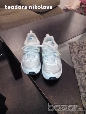 маратонки  nike, снимка 2 - Детски маратонки - 12502644