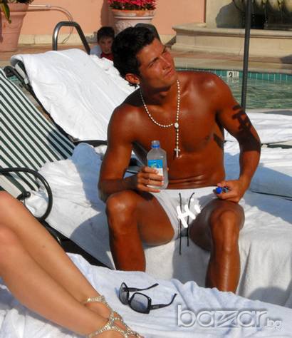 Cristiano Ronaldo Wayne Rooney Rosary Бял Мъжки Гердан Броеница, снимка 17 - Колиета, медальони, синджири - 6470135