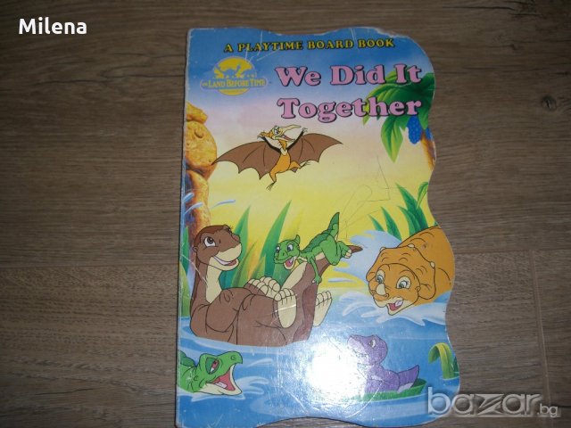 Английска книжка We did it together, снимка 1 - Детски книжки - 20852743