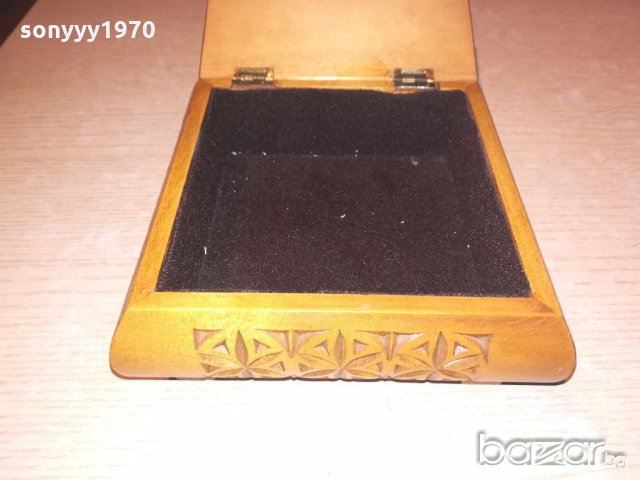 ретро дървена кутия с дърворезба-15х15х7см-внос швеицария, снимка 9 - Колекции - 20121652