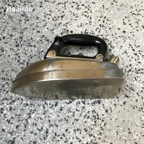 Българска електрическа ютия, модел “Ракета”, снимка 2 - Ютии - 22448990