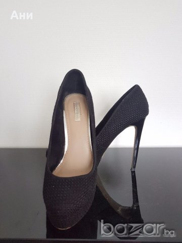 Черни обувки Bershka 39 номер, снимка 2 - Дамски обувки на ток - 18610530