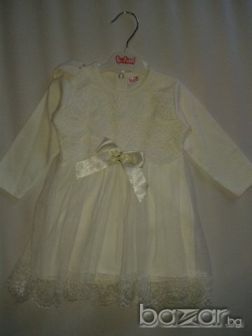 Детска бяла рокля с тюл, дантела и памучна подплата, с лента за глава, снимка 1 - Бебешки рокли - 9642964