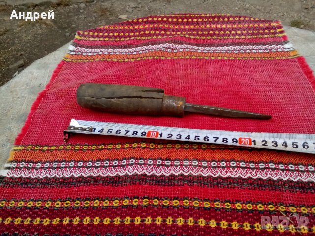 Старинен инструмент,свърдел, снимка 3 - Антикварни и старинни предмети - 23159052
