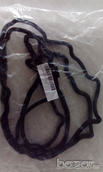 Продавам гарнитури капаци клапани 13270-8J112 Infiniti Nissan, снимка 1