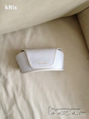 калъфи Rayban,Prada,TomFord и  .., снимка 12 - Слънчеви и диоптрични очила - 17340433