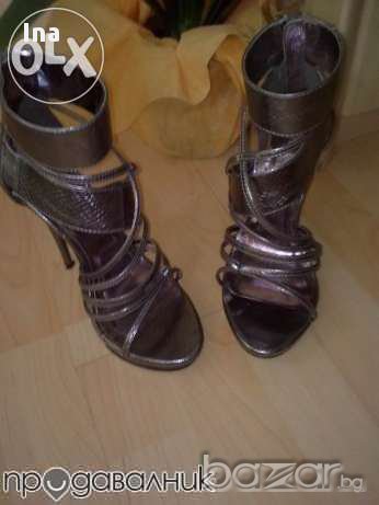 Carlotte Russe - стилна обувка, снимка 3 - Дамски обувки на ток - 11202146