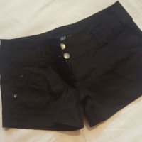 Къси панталонки Bershka, снимка 2 - Къси панталони и бермуди - 23877557