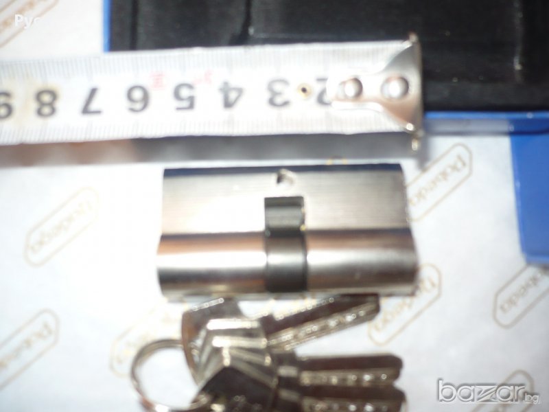 секретен патрон с 3 ключа, снимка 1