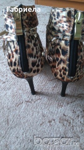 Сандали в тигров принт, снимка 4 - Сандали - 18346336