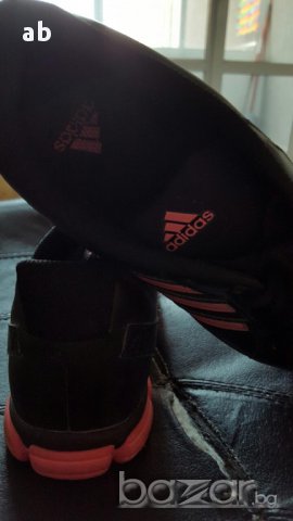 Дамски маратонки Адидас номер 40 в много добро състояние, снимка 3 - Кецове - 13491811
