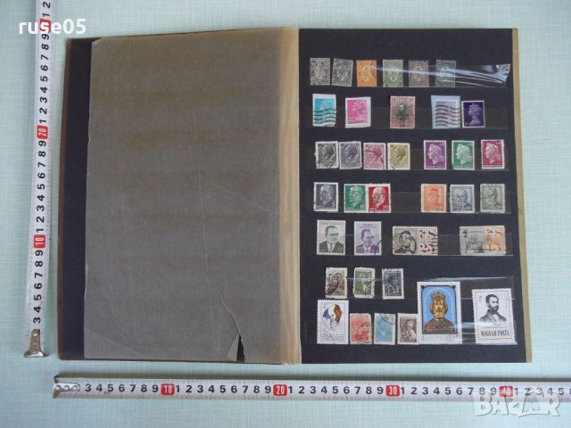 Класьор стар с пощенски марки