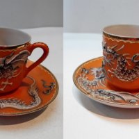 Японски порцеланови чашки с чинийки, снимка 1 - Антикварни и старинни предмети - 23038665