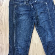 Дамски дънкови бермуди ZARA TRF оригинал, size 34/XS, отлично състояние, като нови!, снимка 2 - Къси панталони и бермуди - 17755680