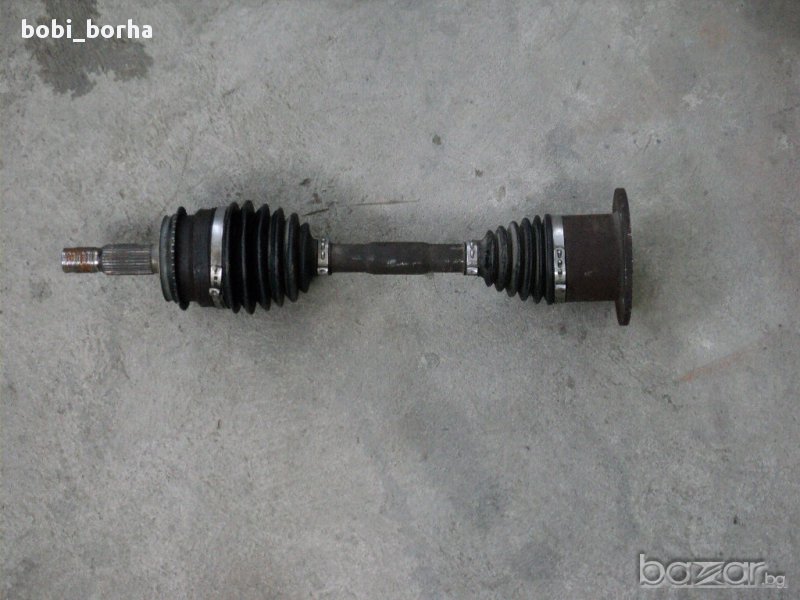 лява полуоска за митсубиши паджеро 2009г., снимка 1