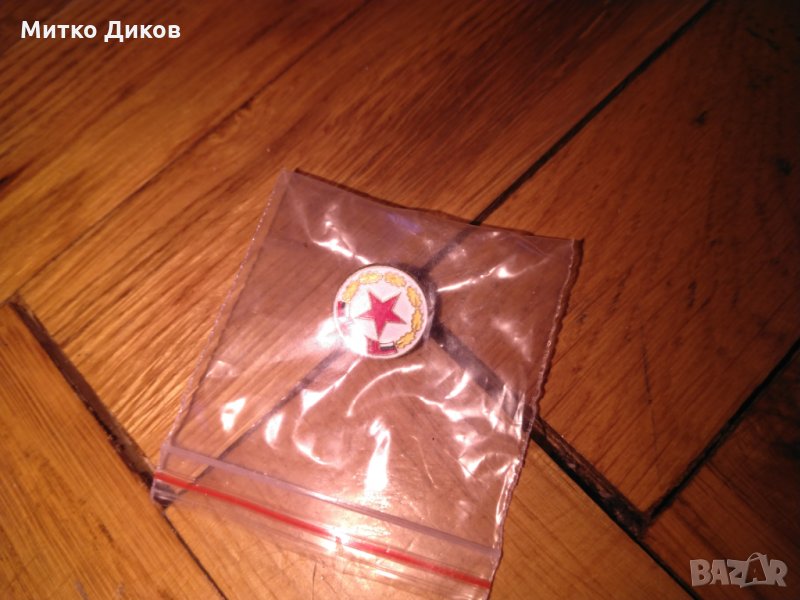 ЦСКА значка на винт с перце, снимка 1