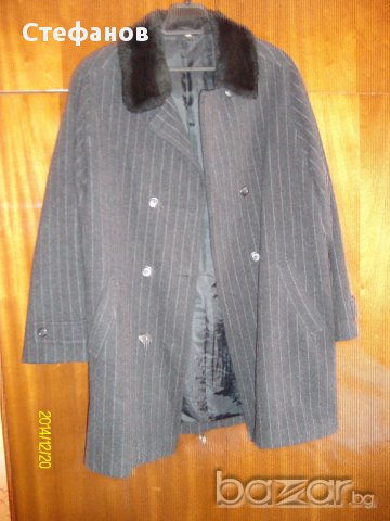 Дамско черна палто” M & S Mode „на  елегантни тънки райета с мъхеста яка., снимка 3 - Палта, манта - 9249068