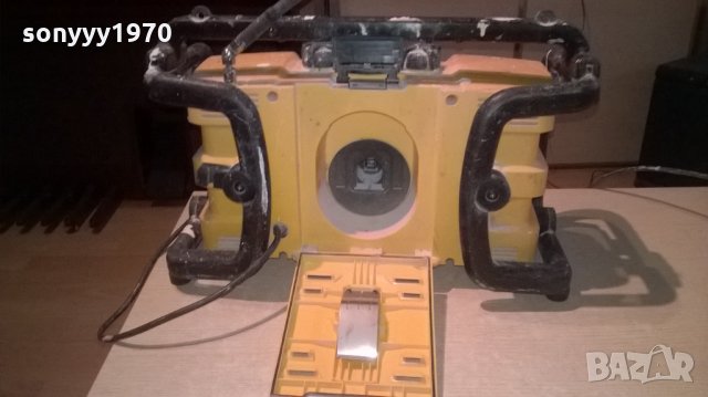 dewalt-made in germany-строително радио-внос англия, снимка 17 - Ресийвъри, усилватели, смесителни пултове - 23429379