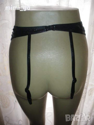 Черен жартиерен колан ''мокър ефект'' имитиращ кожа, снимка 3 - Бельо - 25265979