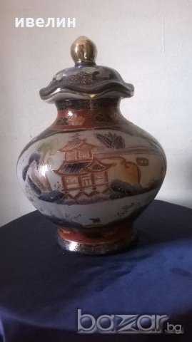 стара порцеланова ваза, снимка 1 - Антикварни и старинни предмети - 20542288