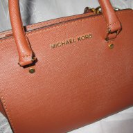 МICHAEL KORS - маркова дамска чанта , снимка 5 - Чанти - 12726369
