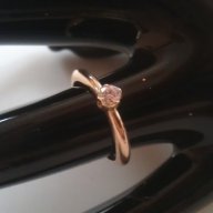 златен пръстен с диамант, снимка 1 - Пръстени - 14311367