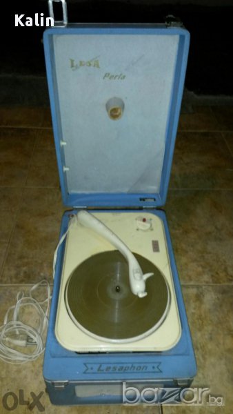 Италиански Ретро грамофон Lesa phone Perla, снимка 1