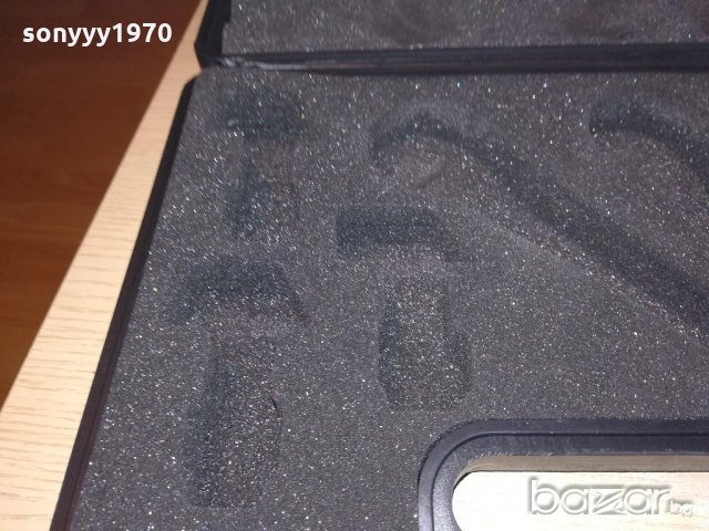 behringer-31х21х7см-марков куфар за микрофони-внос швеицария, снимка 9 - Микрофони - 20798637