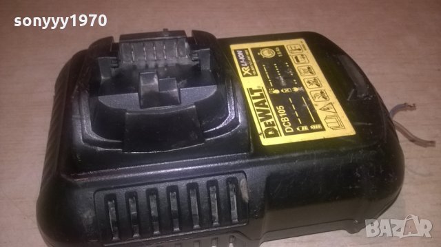 dewalt dcb105 li-ion charger-внос швеция, снимка 2 - Винтоверти - 25516784