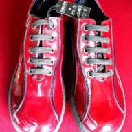 Детски обувки Geox, лачена повърхност, номер 35, червени, снимка 2 - Детски маратонки - 12863541