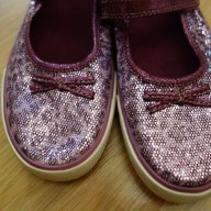 нови обувки Clarks, 35ти номер, снимка 2 - Детски маратонки - 15371854