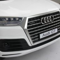  Акумулаторен джип Audi Q7 , снимка 12 - Детски велосипеди, триколки и коли - 16803955