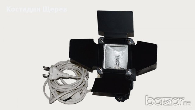 Портативно осветление REFLECTA SUPER LIGT 3005 VIDEO, снимка 3 - Камери - 10186920