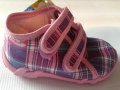 Детски пантофки от памучен текстил с дишаща подметка, снимка 1 - Бебешки обувки - 9856446
